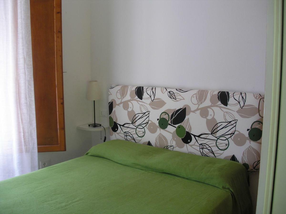Residence I Pini Capoliveri  Buitenkant foto